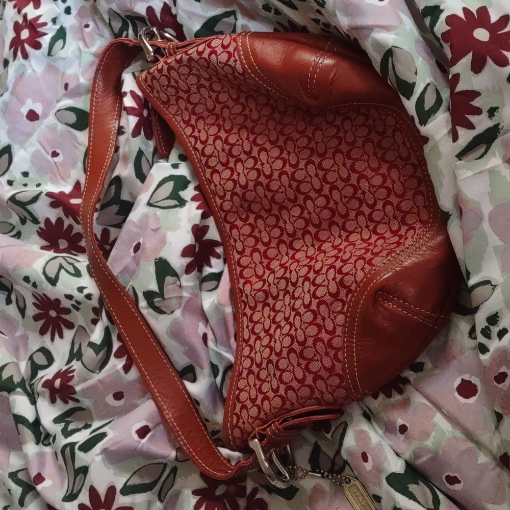 Vintage coach mini shoulder bag